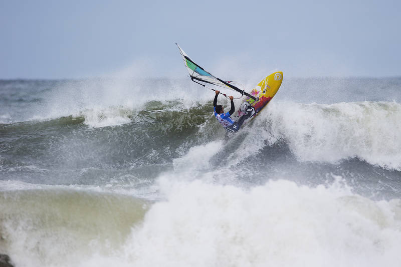 Marcilio with a powerful top turn in Denmark (Pic: PWA/Carter)