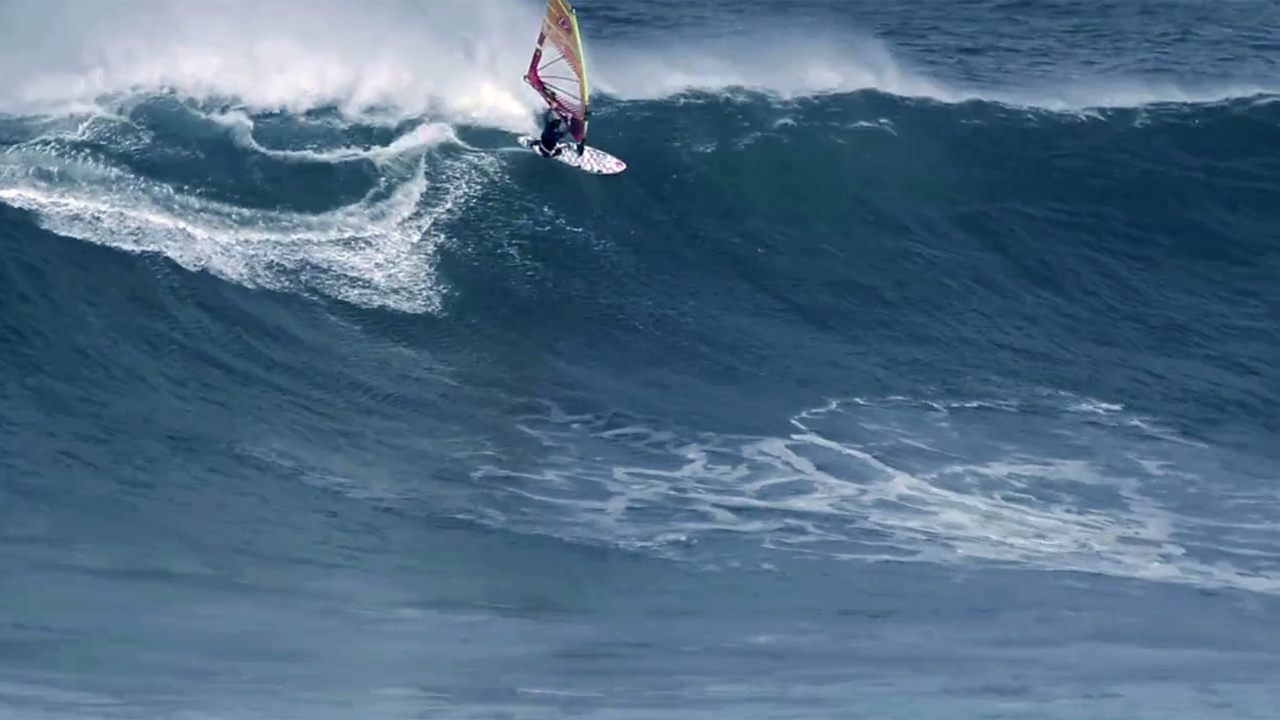 Thomas Traversa in big waves at Cabo de Higuer