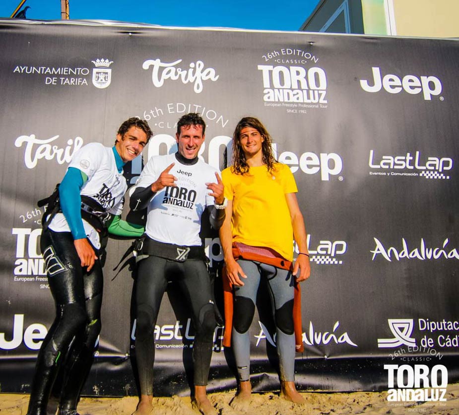 Adrian Bosson wins Toro Andaluz in Tarifa