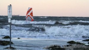 Dominik Roeckl in waves