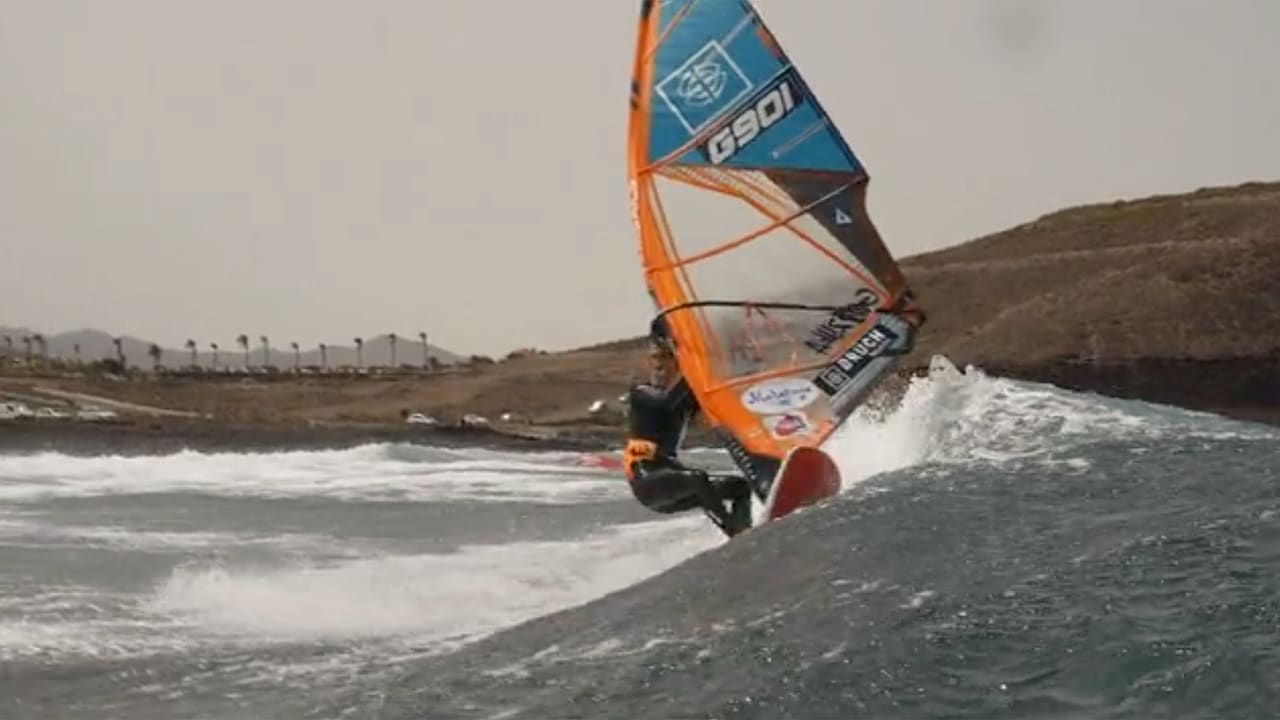 Julian Salmonn windsurfs in Vargas in July 2018